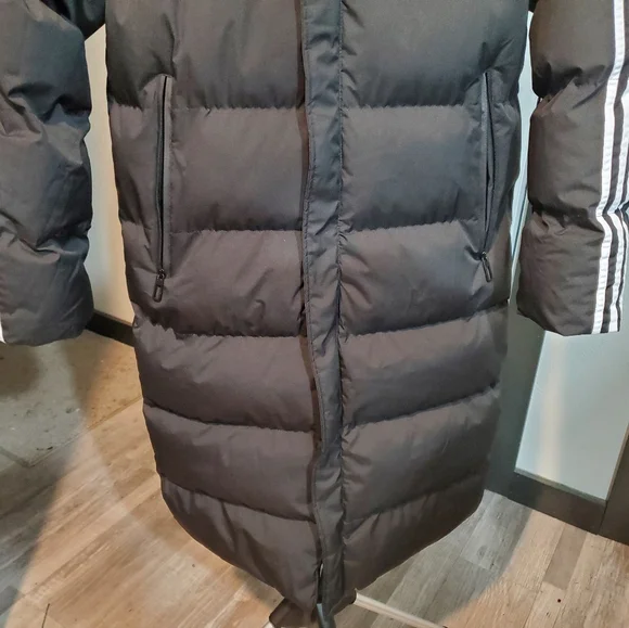 NEW Womens Heated Black Puffer Coat 100% Poly Fiber Fill With Battery Pack SZ S - Picture 3 of 14